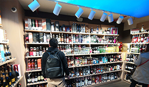 馬耳他考察，當(dāng)?shù)匚飪r(jià)