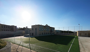 馬耳他考察，當(dāng)?shù)貙W(xué)校