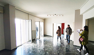 實(shí)地考察希臘房產(chǎn)